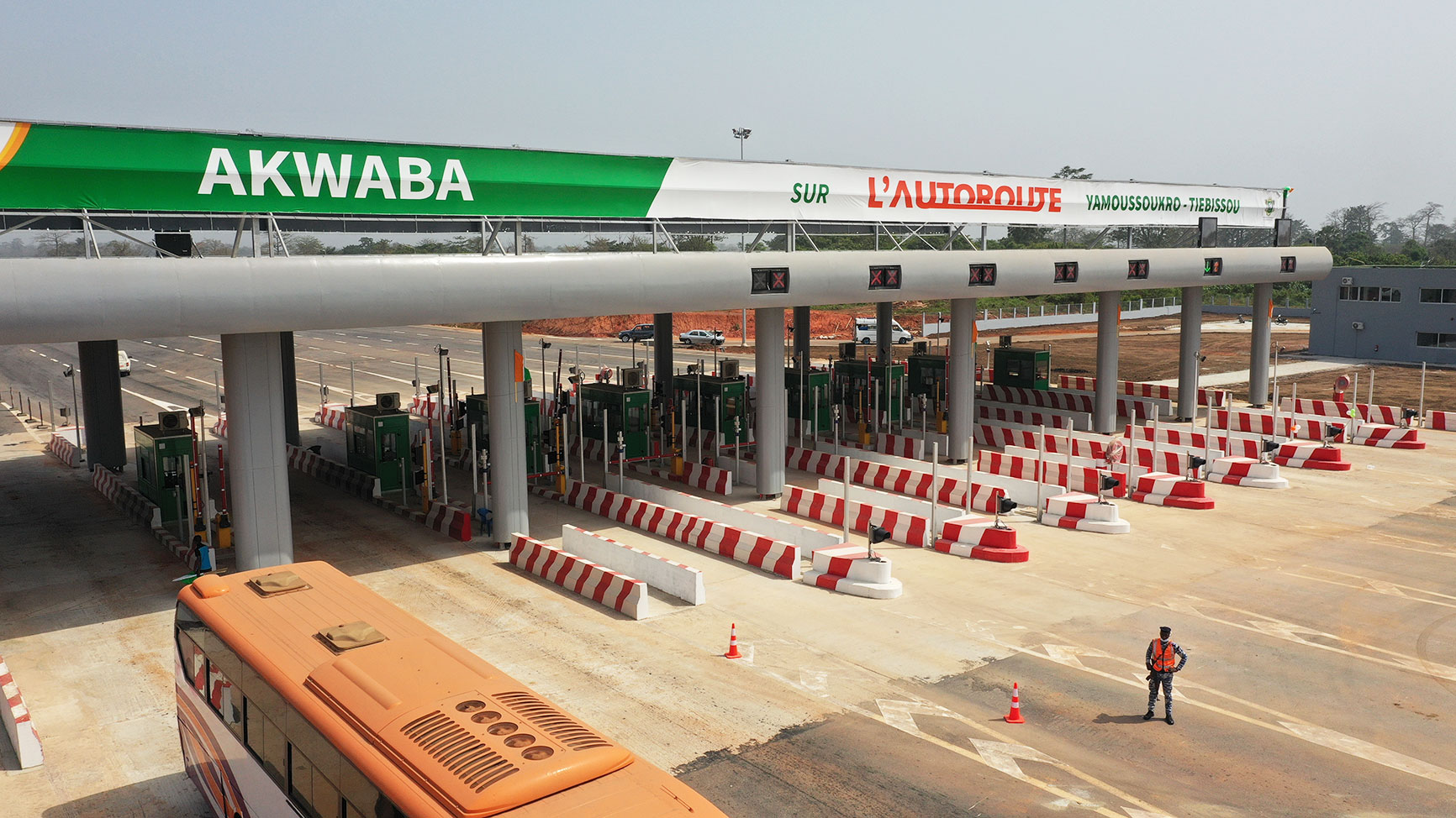 CÔTE D’IVOIRE : Les tarifs de péage changent sur les postes d'Attinguié et de Singrobo à partir du lundi 10 février 2025.