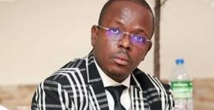 CÔTE D'IVOIRE : En détention à l'école de gendarmerie d'Abidjan, l'artiste burkinabè Alino du Faso met fin à ses jours. 