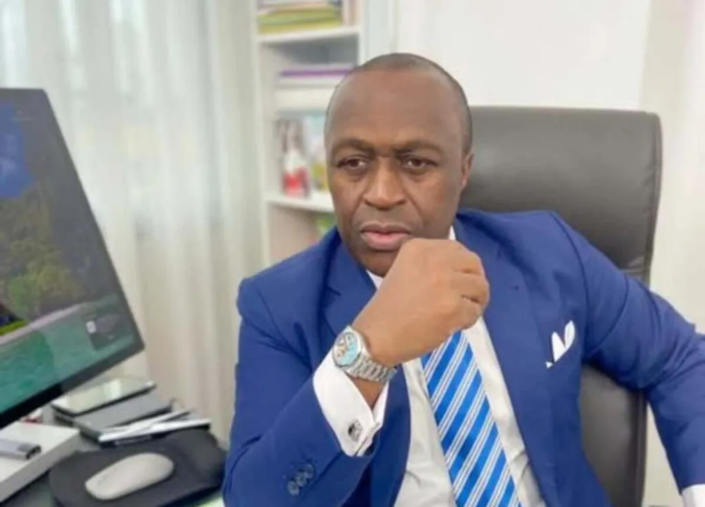 CÔTE D’IVOIRE / Décès de  Consty Eka à Abidjan : Le récit émouvant d’Emmanuel Koffi sur la vie de l’ex-animateur vedette de Fréquence2
